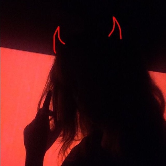 Meet your Posher, Karly - Picture 1 of 1